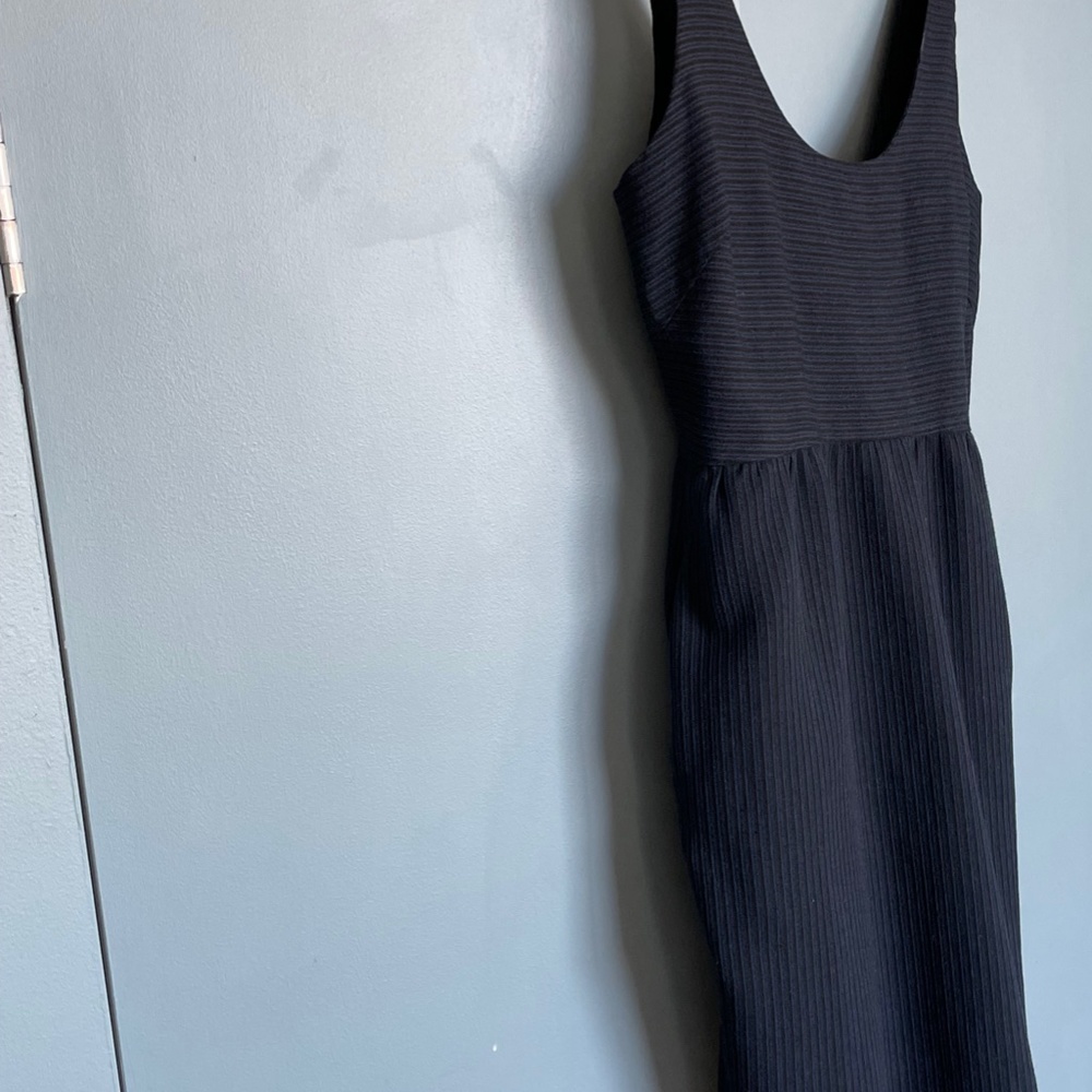 Built By Wendy Navy/black wool dress